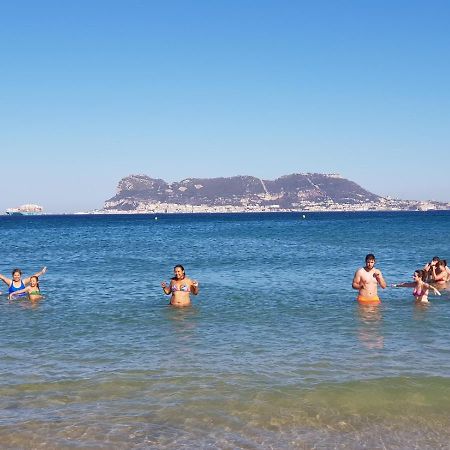 阿尔赫西拉斯Estudio A Pie De Playa Con Bano Y Cocina Privados公寓 外观 照片