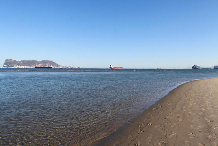 阿尔赫西拉斯Estudio A Pie De Playa Con Bano Y Cocina Privados公寓 外观 照片